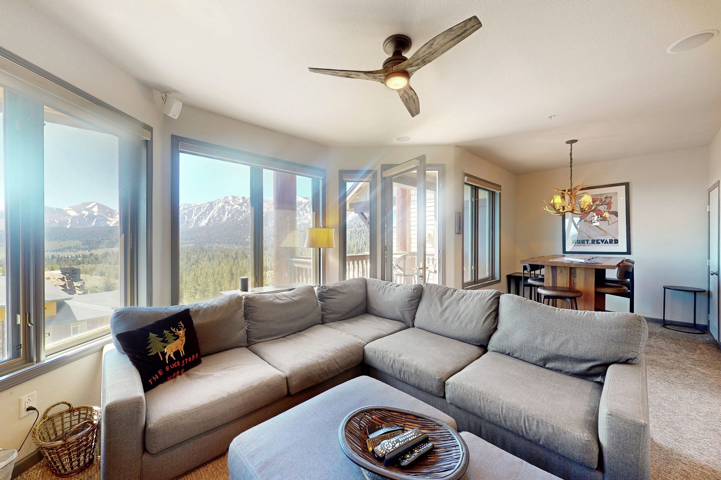 Living Area & Dining Area