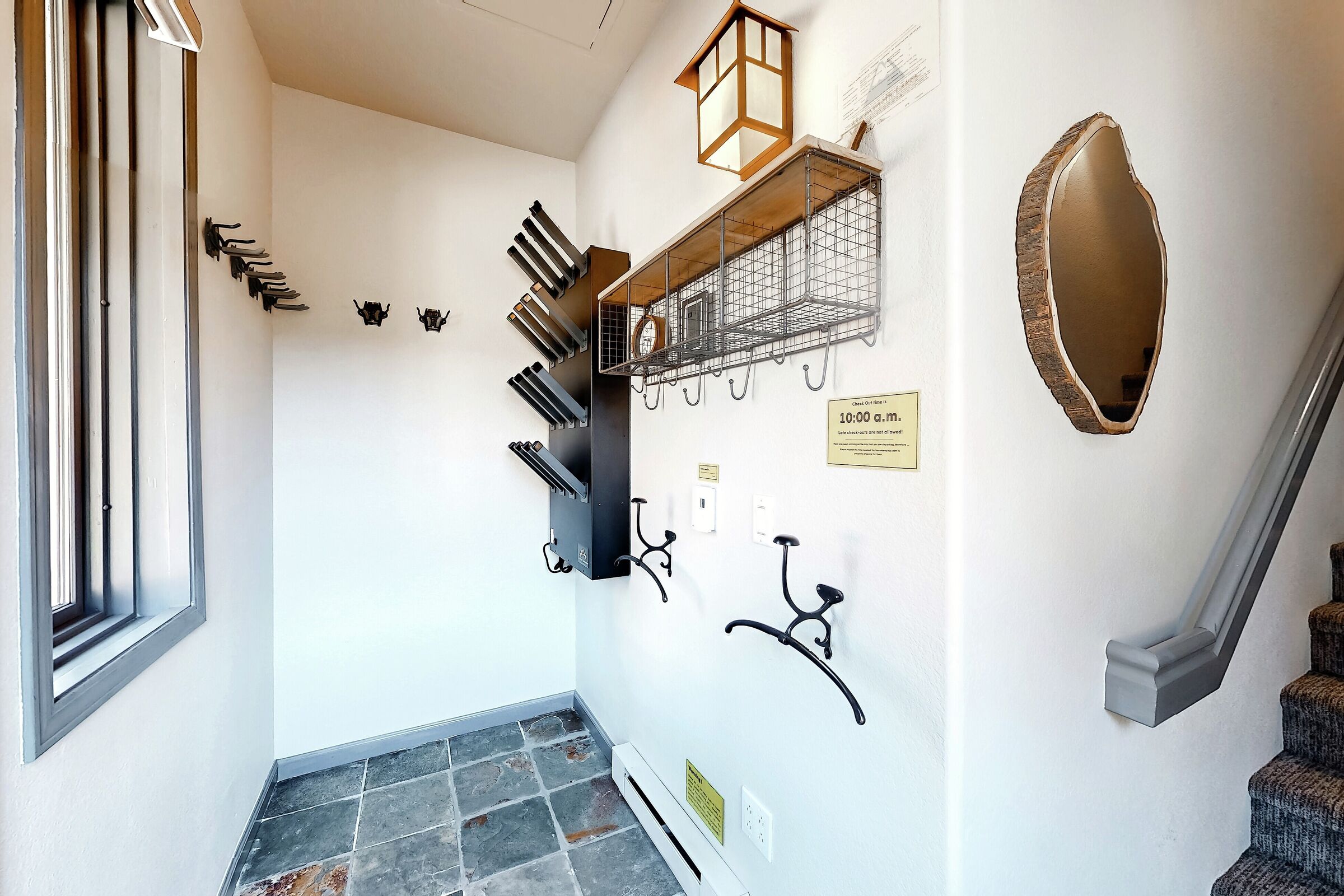 Entrance with Boot Dryer