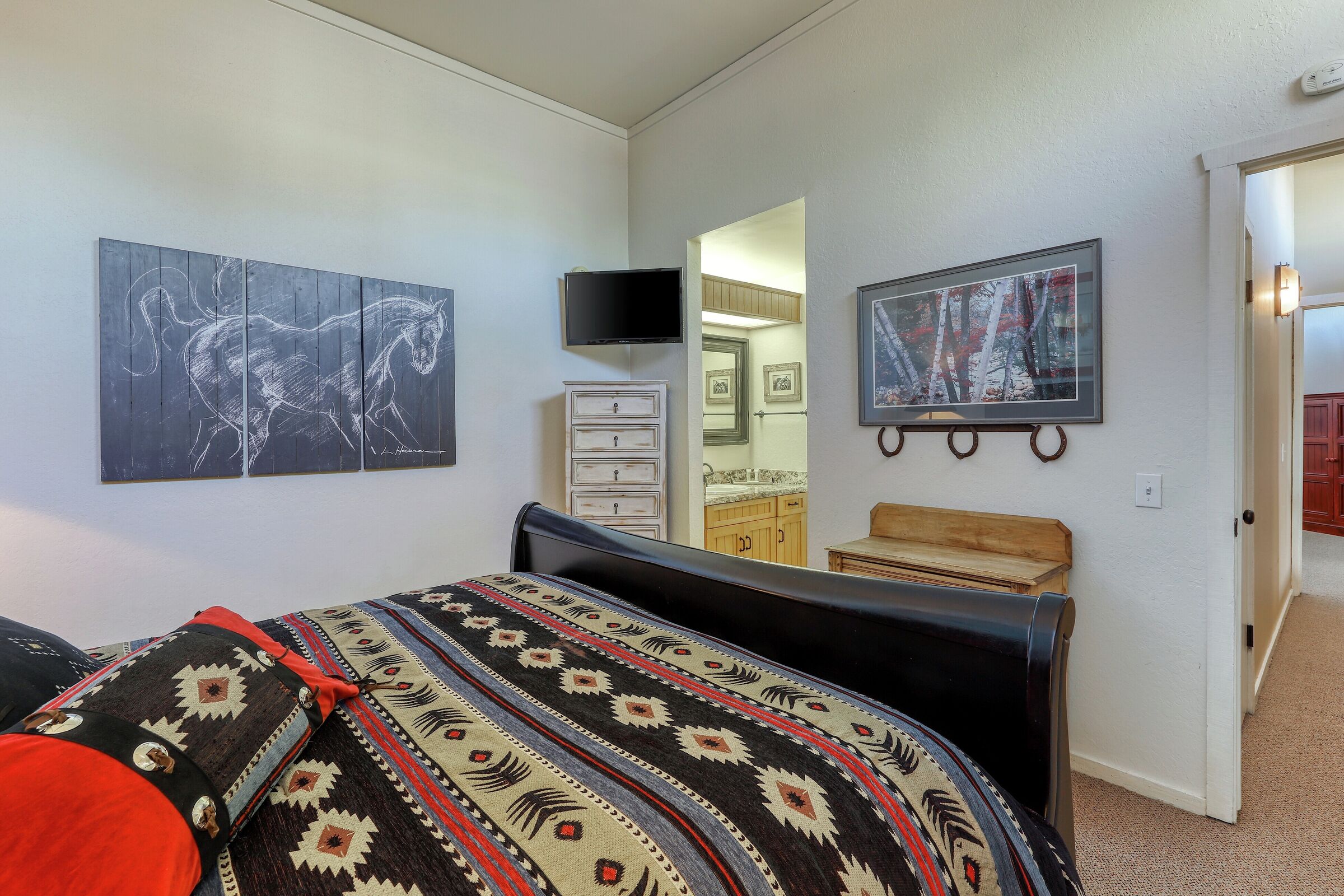 #72G - Bedroom