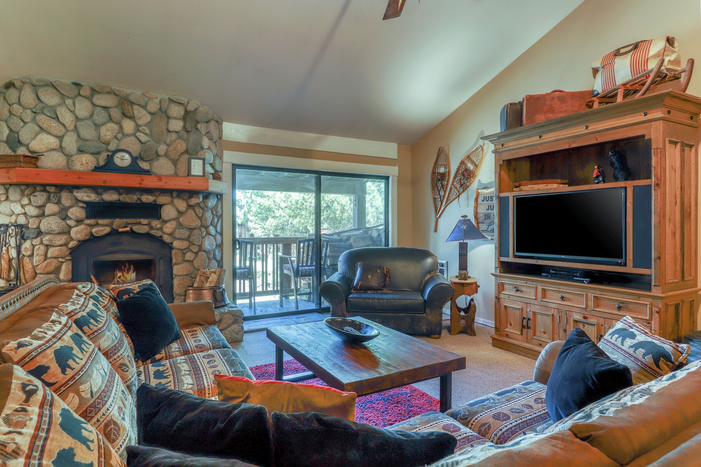 #72G - Living Area