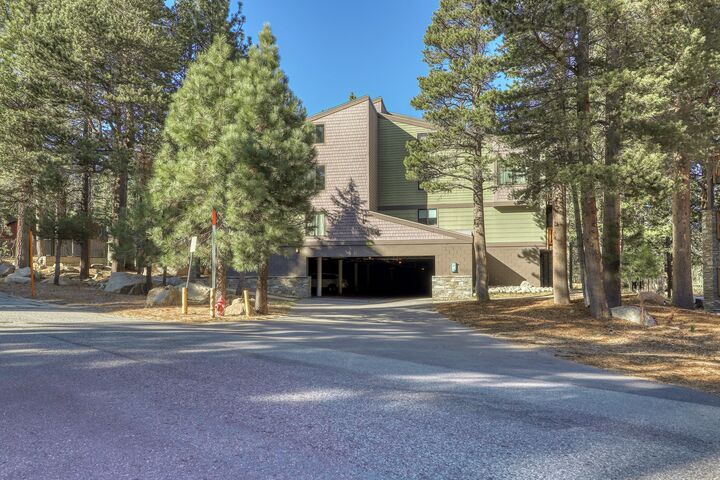 Summit Condominiums - Conness Building