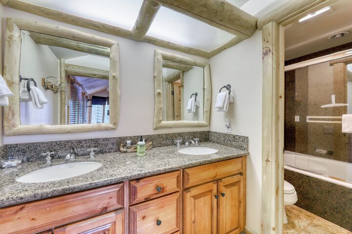 #29 - Master Ensuite Bathroom