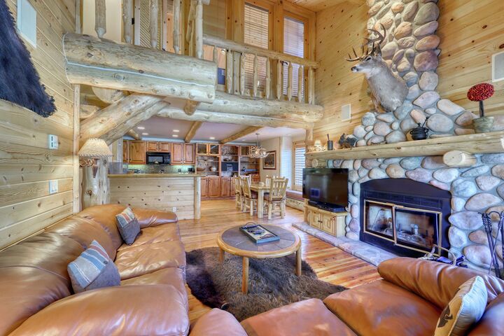 #29 - Living Area, Dining Area & Kitchen