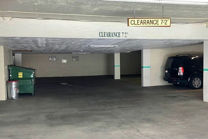 Parking Garage