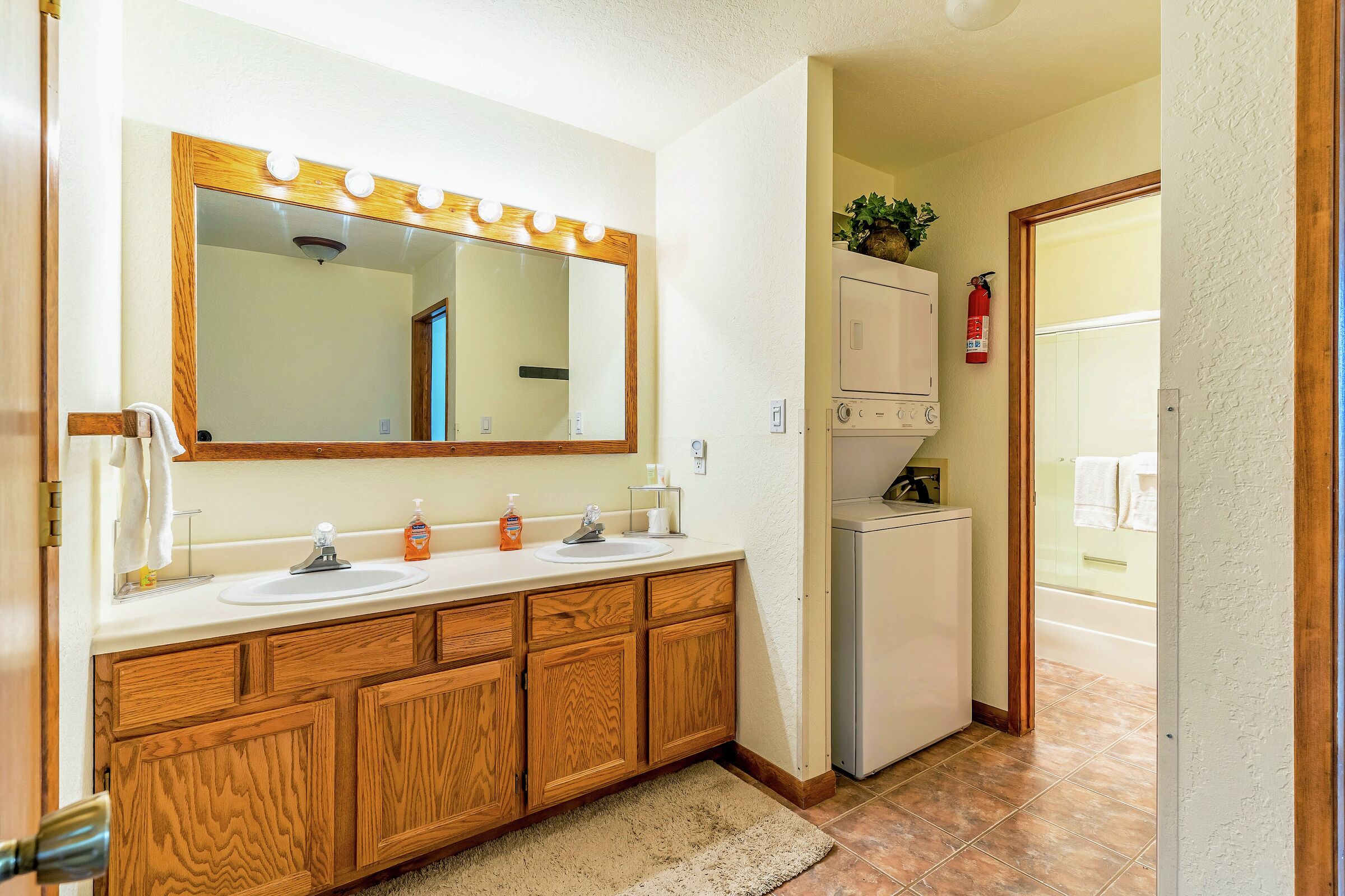 #201 - Altitude Adjustment - Bathroom