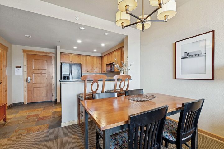 #207 - Dining Area & Kitchen