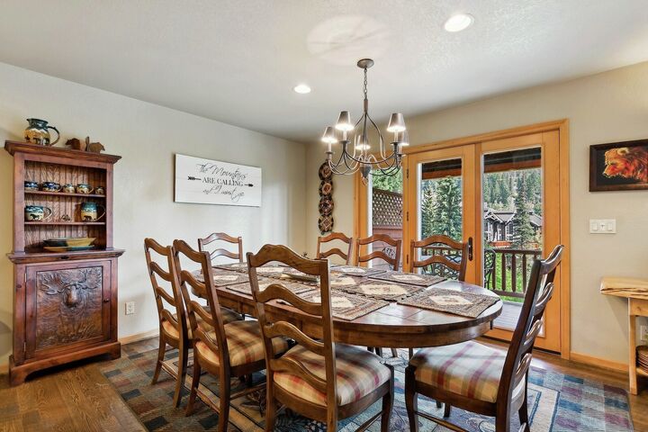 #325 - Dining Area