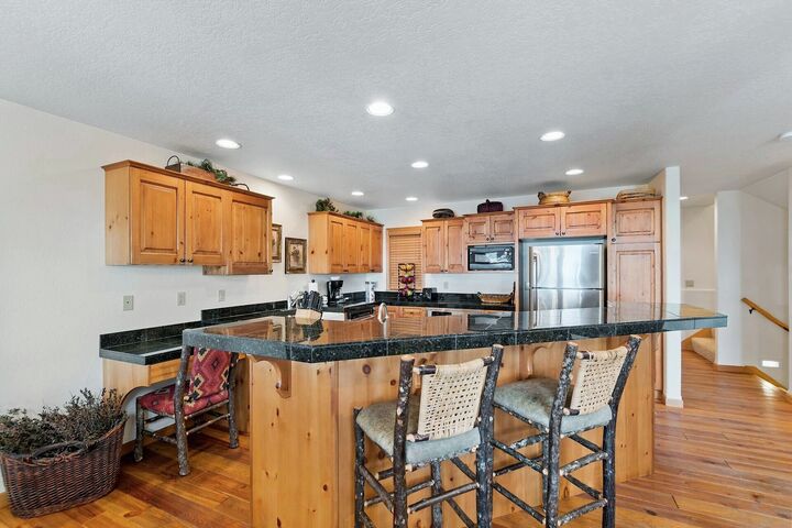 #319 - Kitchen
