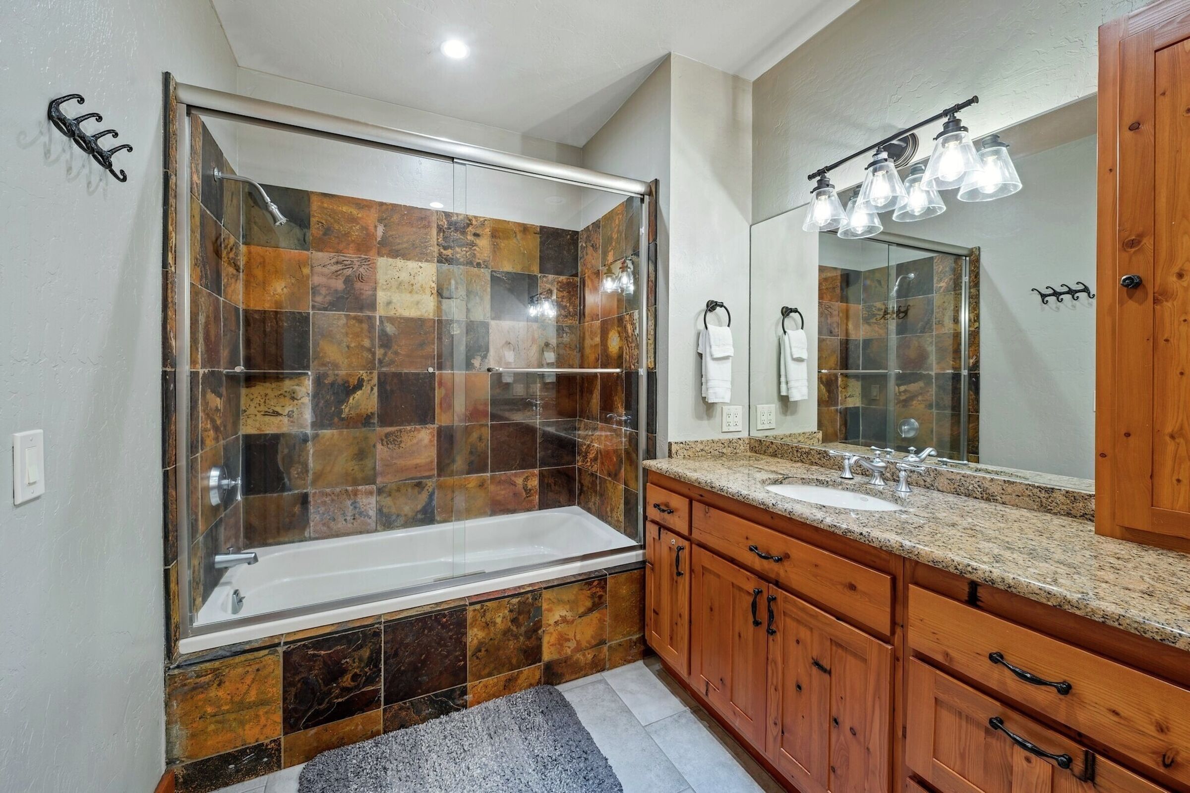 Master Ensuite Bathroom