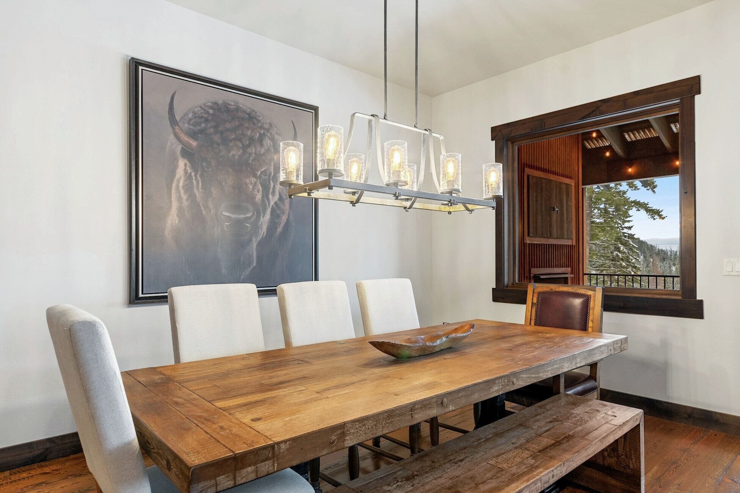 #385 - Dining Area