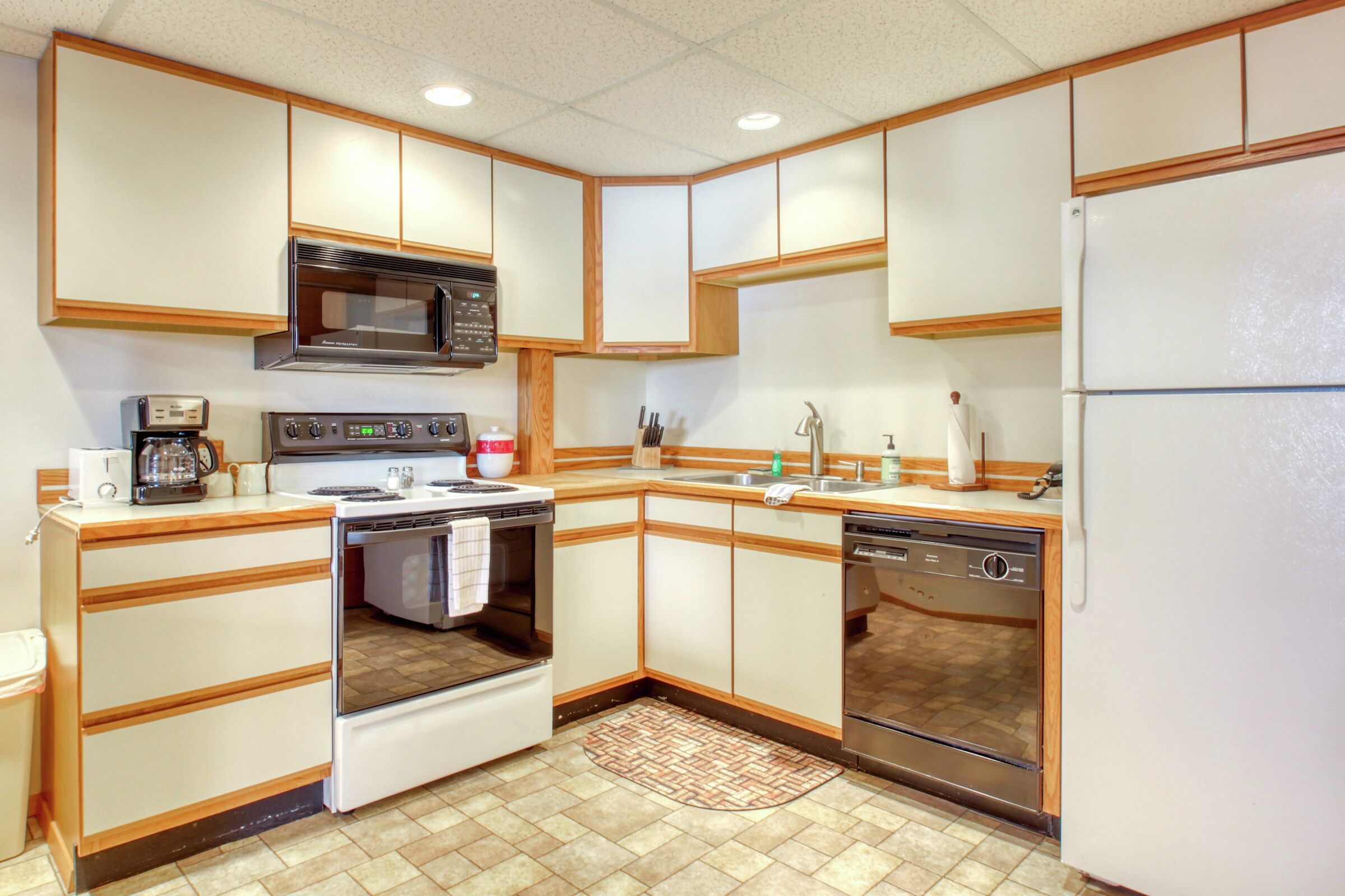 #4 - Kitchen