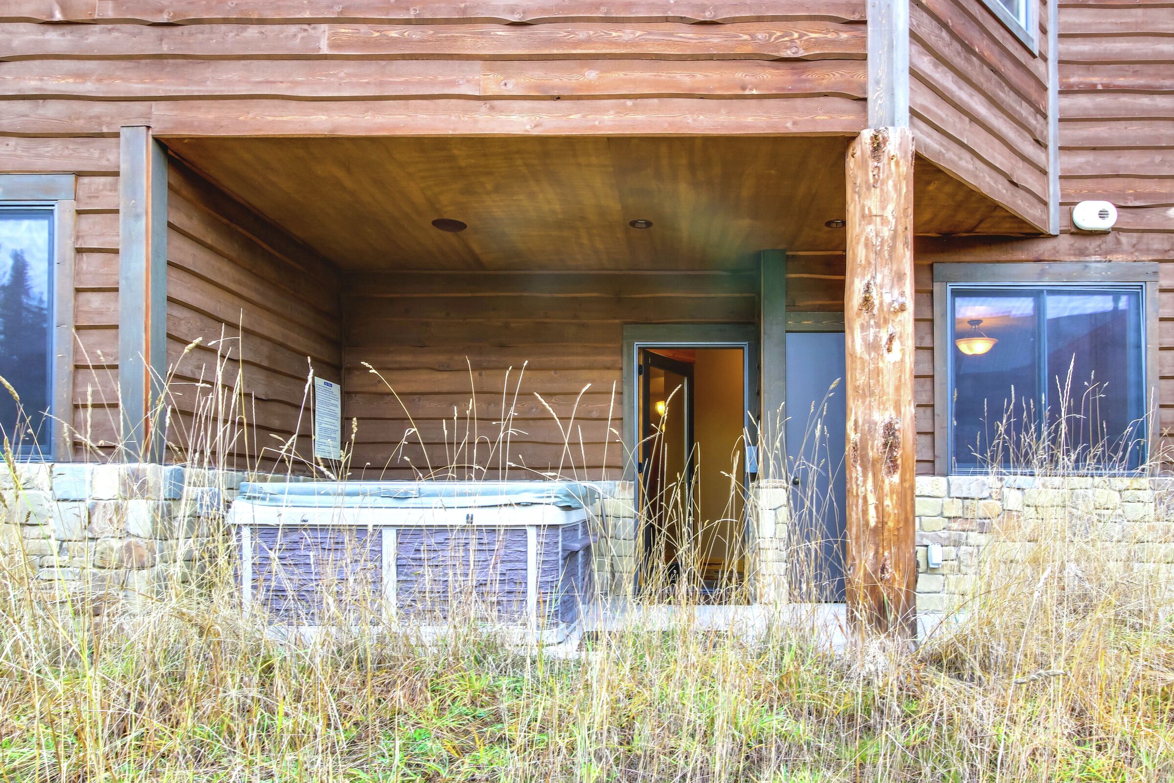 Outdoor Hot Tub