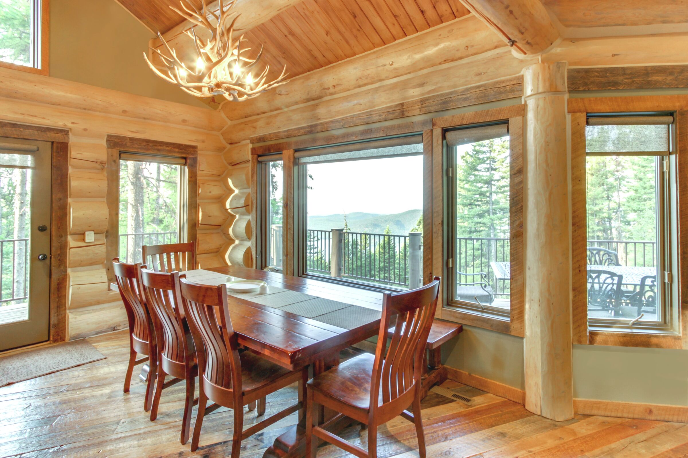 5 Bdrm 3.5 Bath HT - Dining Room