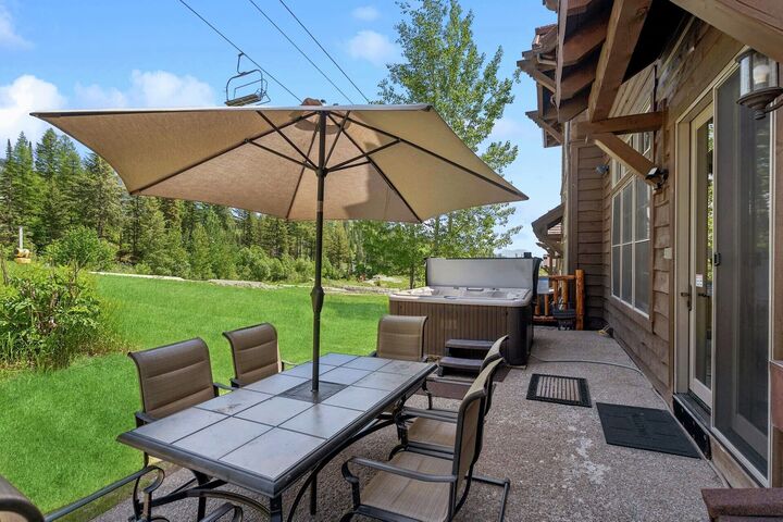 Patio with Hot Tub