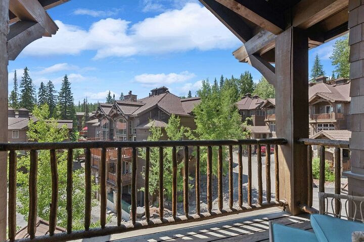 Master Bedroom Balcony