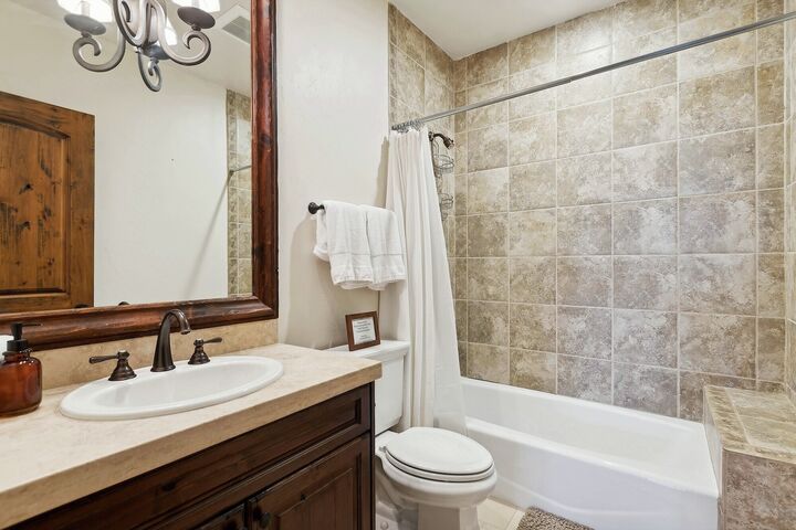 Ensuite Bathroom