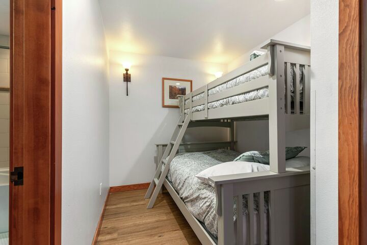 Den with Bunk Bed