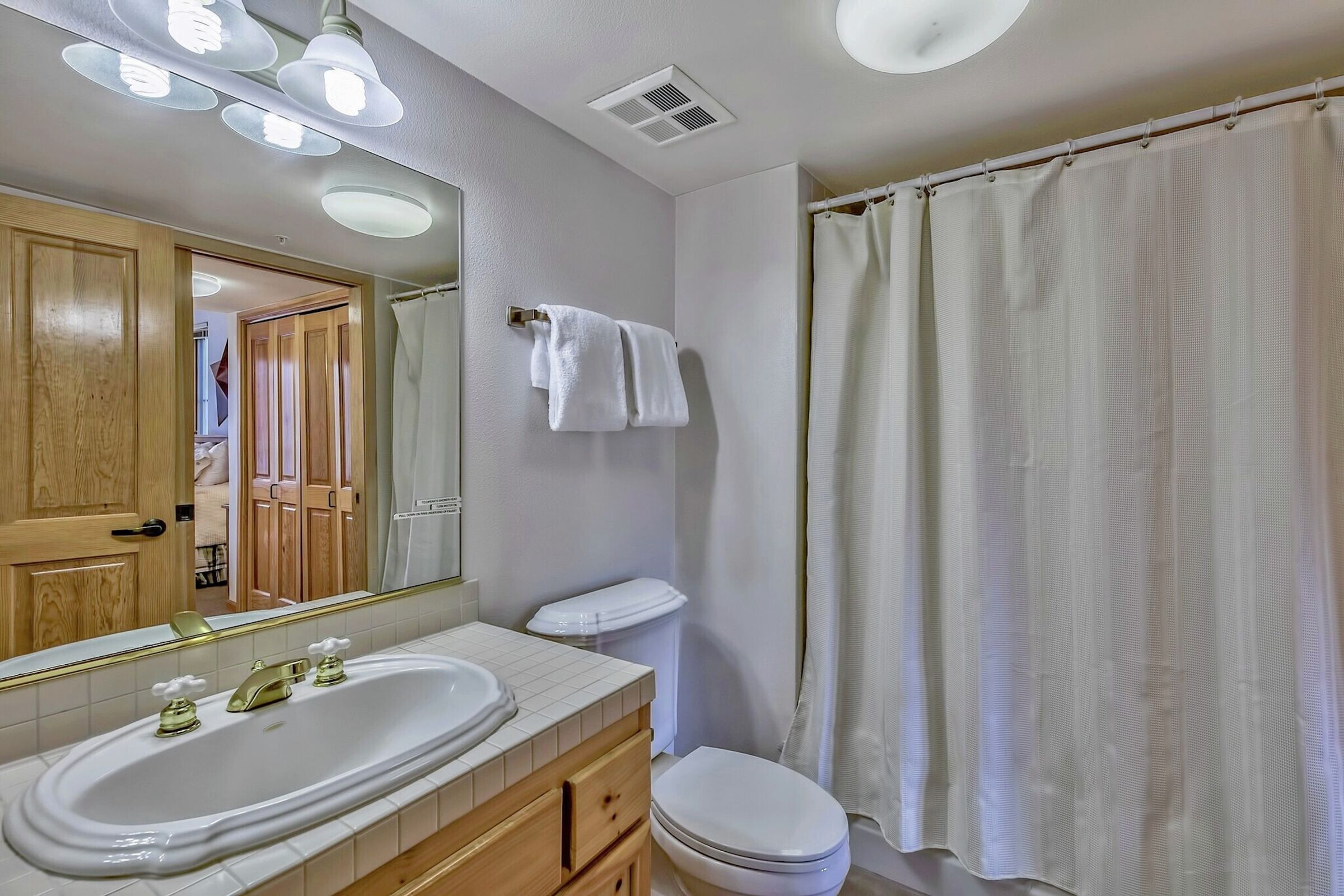 Master Ensuite Bathroom