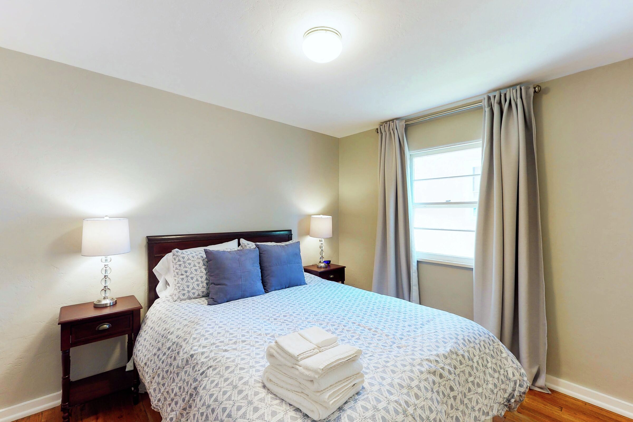 2 Bdrm 1 Bath - Bedroom